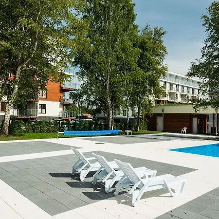 Apartament Polanki Lux 2+2+3 Z Garazem 科沃布热格