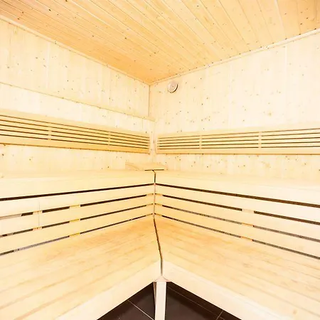 Apartament Polanki Lux 2+2+3 Z Garazem * 科沃布热格